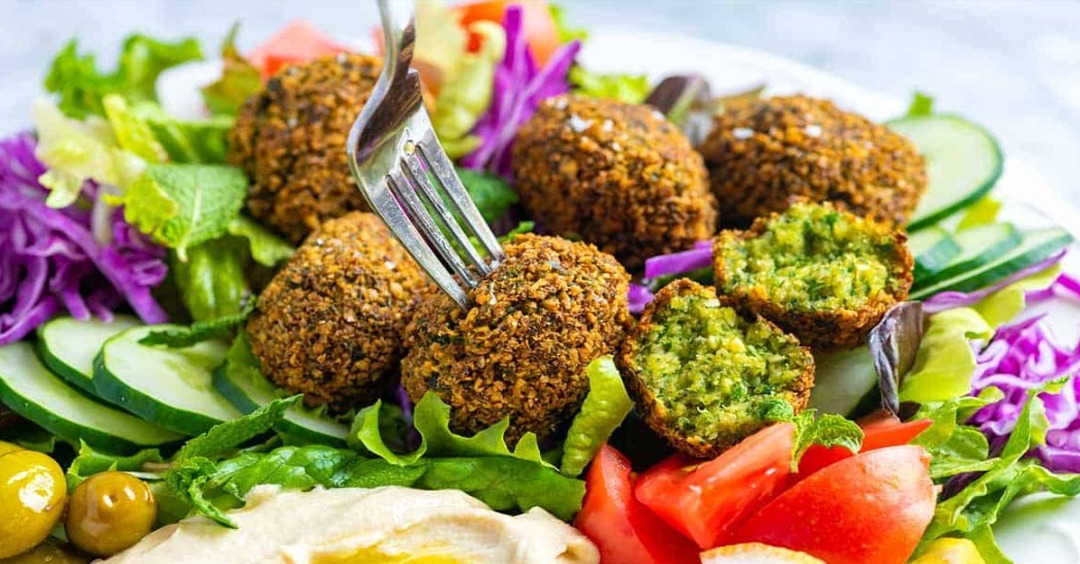 5 Creative and Tasty Ways to Add Falafel to Your Meals